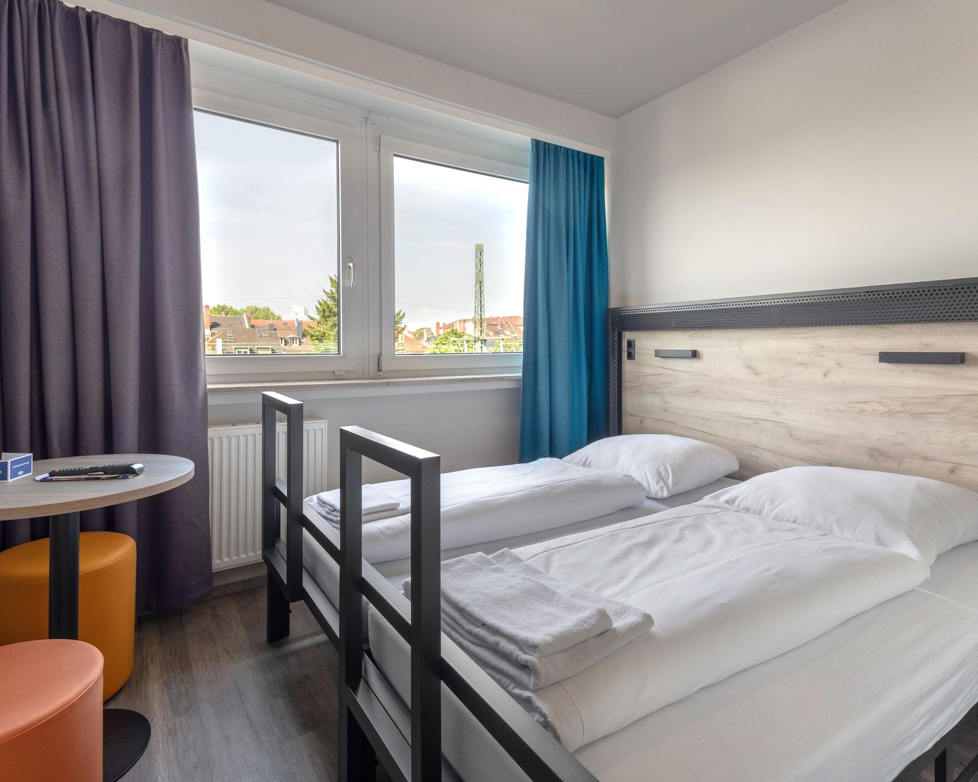 A&O Frankfurt Galluswarte Франкфурт-на-Майне Экстерьер фото
